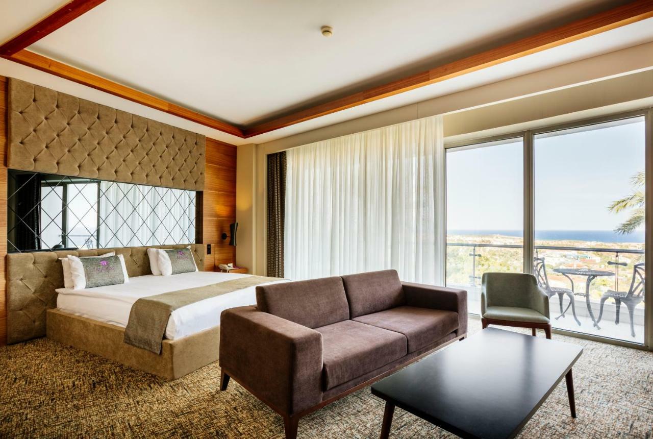 Malpas Hotel Agios Epiktitos Εξωτερικό φωτογραφία