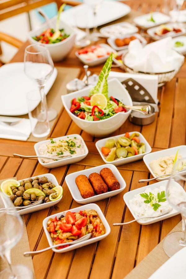 Malpas Hotel Agios Epiktitos Εξωτερικό φωτογραφία